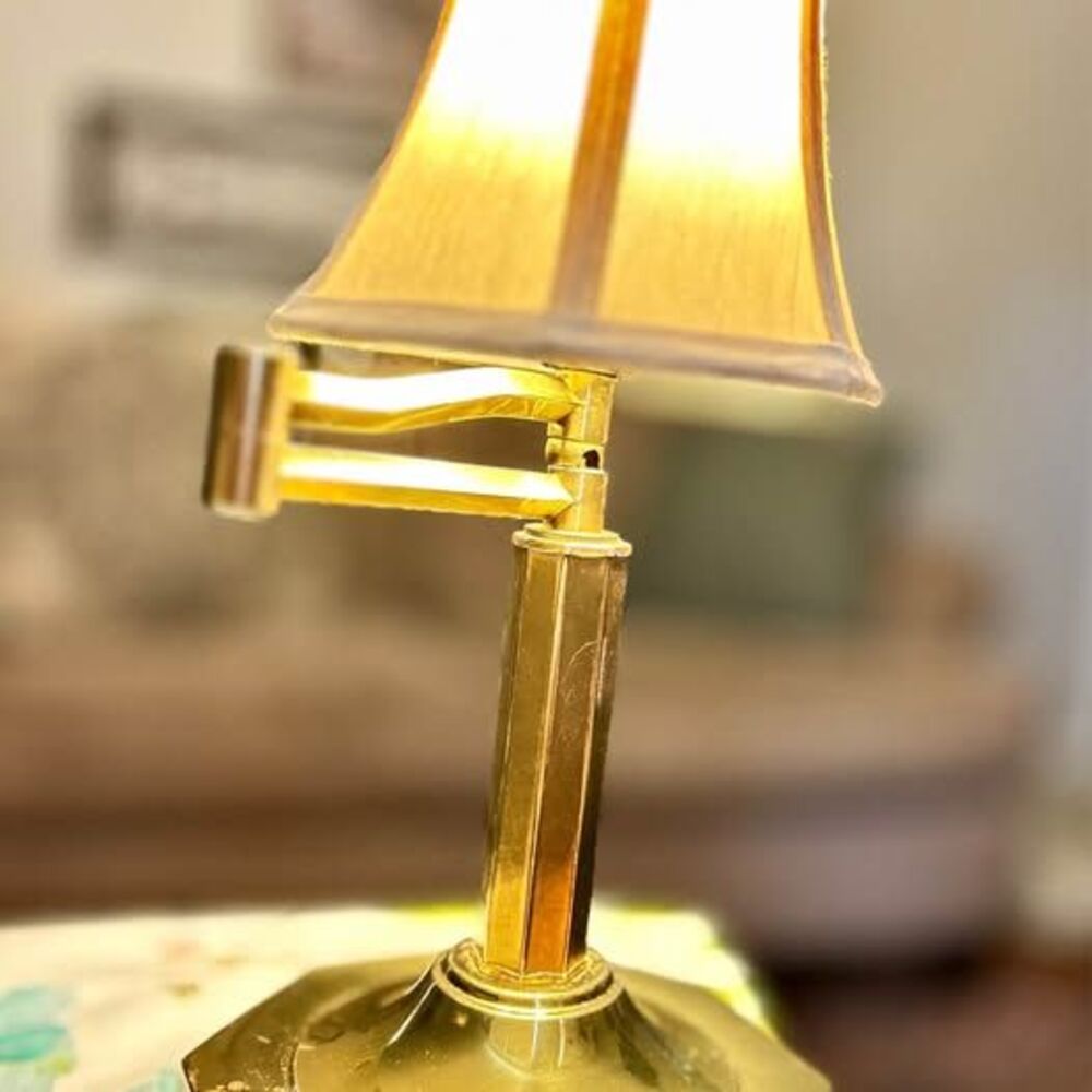 Vintage Brass Swing Arm Table Lamp & Shade | 1988 Dynasty NICE!
